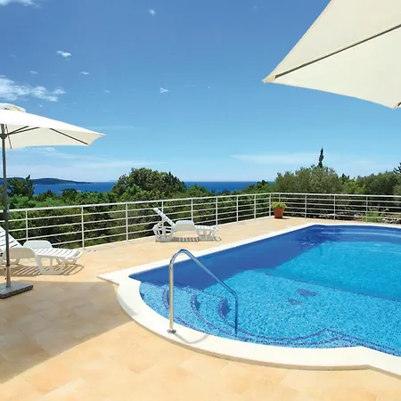 Hébergement de vacances 3 Bedroom Awesome In Pelegrin *